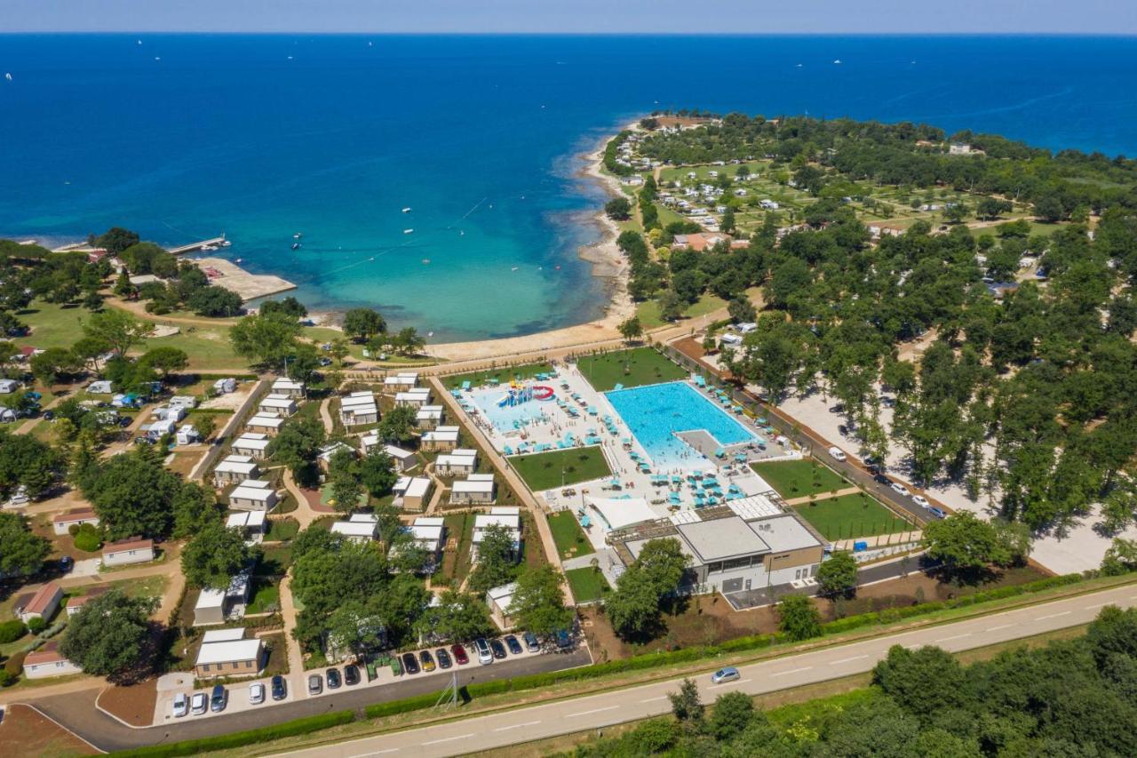 Mobile Homes Premium Vista Mare Park Umag By Camp4You Exterior foto