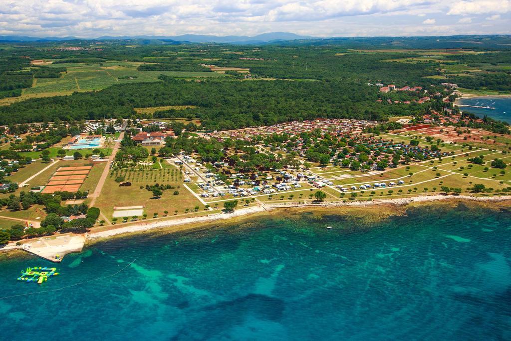 Mobile Homes Premium Vista Mare Park Umag By Camp4You Exterior foto