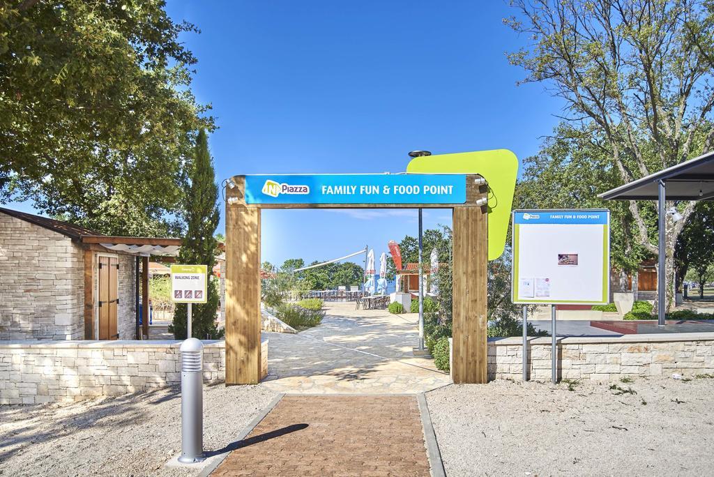 Mobile Homes Premium Vista Mare Park Umag By Camp4You Exterior foto