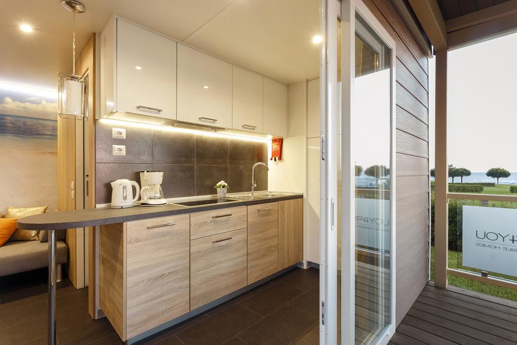 Mobile Homes Premium Vista Mare Park Umag By Camp4You Exterior foto
