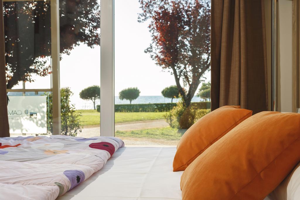 Mobile Homes Premium Vista Mare Park Umag By Camp4You Exterior foto